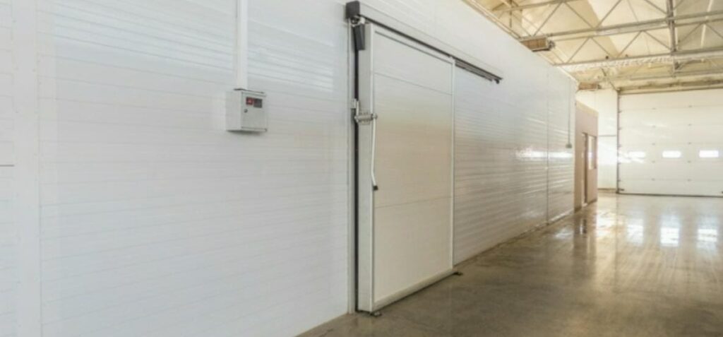 Панелі PIR у конструкціях морозильних камер Панелі PIR у конструкціях морозильних камер