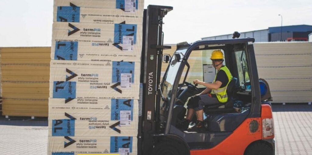 Ізоляційна плита termPIR® AL — бестселер продажів Ізоляційна плита termPIR® AL — бестселер продажів